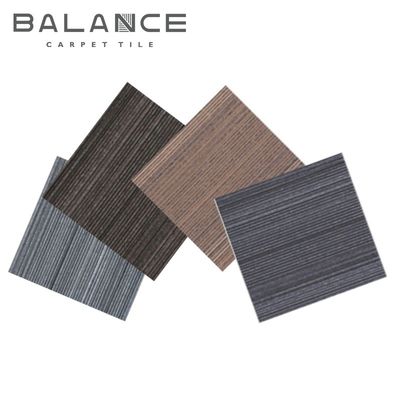 Pvc antidérapant avec support de style moderne de luxe 100% Pp carreaux de bureau pour le commerce