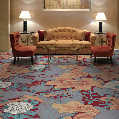 Tapis de banquet à motifs floraux pour le couloir des hôtels de luxe et la salle de bal du casino