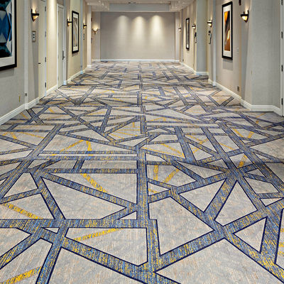 Tapis à motifs personnalisés pour les couloirs des hôtels de luxe et les salles de banquet dans les lieux commerciaux