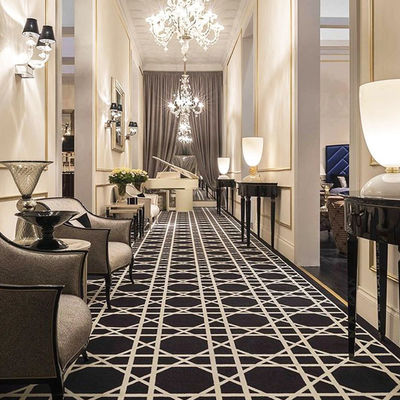 Tapis à motifs personnalisés pour les couloirs des hôtels de luxe et les salles de banquet dans les lieux commerciaux