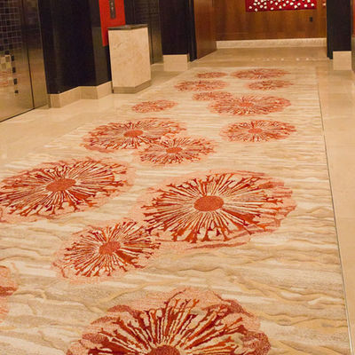 Tapis en laine d'hôtel dans le couloir, artisanal pour les espaces publics et les couloirs de l'hôtel
