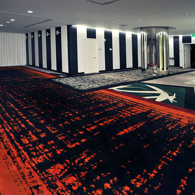 Tapis en laine d'hôtel dans le couloir, artisanal pour les espaces publics et les couloirs de l'hôtel