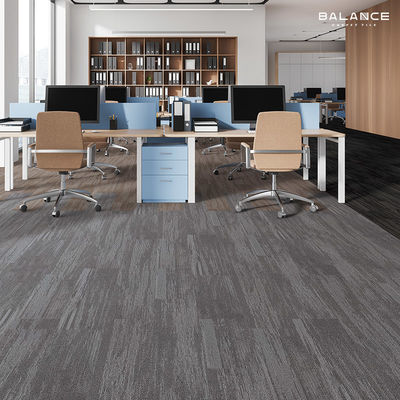 Carpets modulaires pour bureaux Carreaux de tapis en nylon en PVC carrés insonorisés pour aéroports