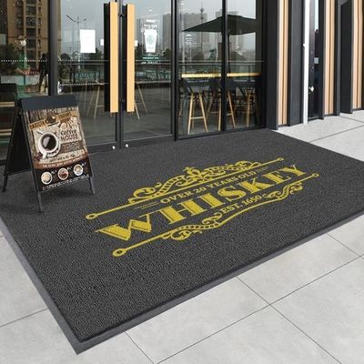 Tapis de gym en gazon synthétique à support en caoutchouc nitrile multifonctionnel avec impression sur mesure
