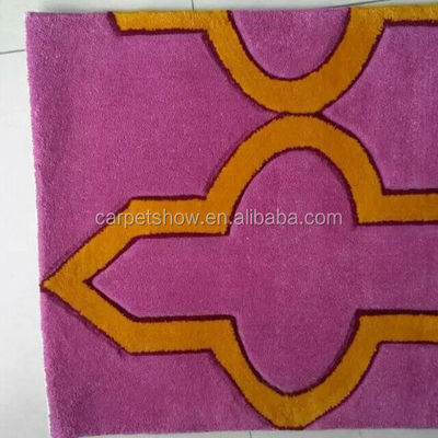 Tapis oriental en laine tuffée en boucle avec un design et une couleur personnalisables