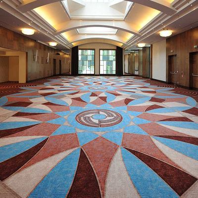 Tapis d'hôtel de luxe de style oriental avec support en jute ou en PP et design contemporain