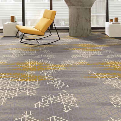 Design floral rectangulaire Tufted laine PP Matériau Nylon tapis imprimé pour le hall d'entrée