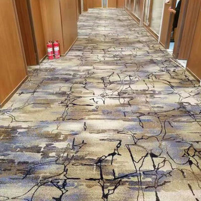 Tapis en nylon imprimé en forme de rectangle pour la salle de bal et la décoration des couloirs des hôtels