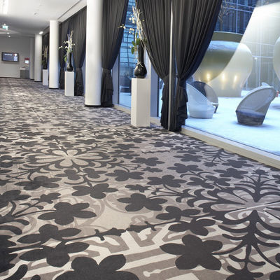 Tapis de sol en laine de luxe à motifs floraux conçus sur mesure pour les hôtels et les cinémas