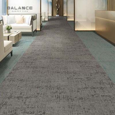Carpets commerciaux modulaires de luxe avec support en PVC et construction de piles en boucle de niveau multifonction