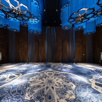 Tapis en laine douce et en soie 3D à la main avec motif personnalisé dans le salon