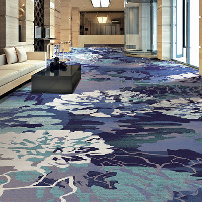 Tapis à pile moyenne pour le hall d'entrée et les couloirs de l'hôtel