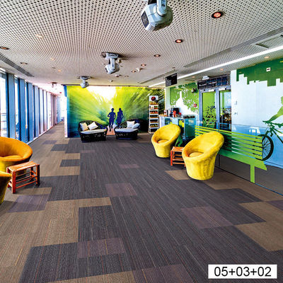 Salle de commerce Traffic élevé Pp Tapis 50*50 Plancher de bureau en jacquard Pièces de fond de tapis bibliothèque