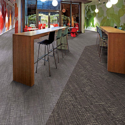 Carreaux de tapis pour bureaux commerciaux en nylon ignifuge à l' eau