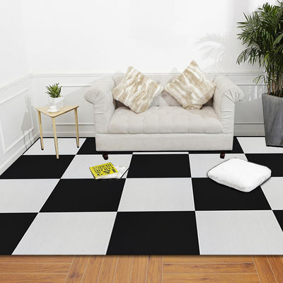 Résumé Pékin Silverstone Acoustique Carpet Noir et Blanc Carreaux tissés Coupe Piles Carpet Carré Chambre à coucher Porte extérieure Golf Prière Matériau PP