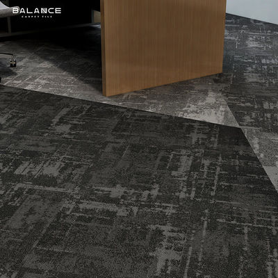 Taille moyenne Trafic lourd style noir 600X600 Carpet Carreaux de bureau Nylon Jacquard Carpet