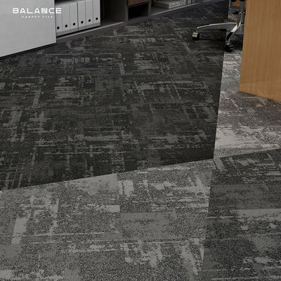 Taille moyenne Trafic lourd style noir 600X600 Carpet Carreaux de bureau Nylon Jacquard Carpet
