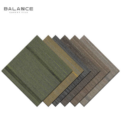 Commercial 18x36in Carpet Moderne Carreaux de Trafic Lourds Carpet Fabrication 100% tapis de nylon Moquette