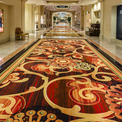Tapis Axminster pour le couloir dans une chambre d'hôtel 5 étoiles