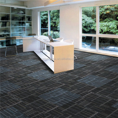 100% PP Stripe Design Office Carpet Tile BALANCE pour le secteur commercial de la Malaisie