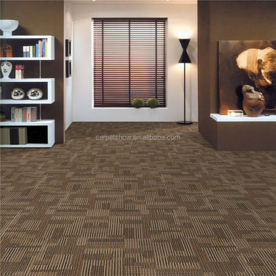 Carreaux de tapis de bureau 50x50 avec motifs imprimés en jacquard faits à la main et conception antidérapante