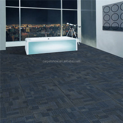 Carreaux de tapis de bureau 50x50 avec motifs imprimés en jacquard faits à la main et conception antidérapante