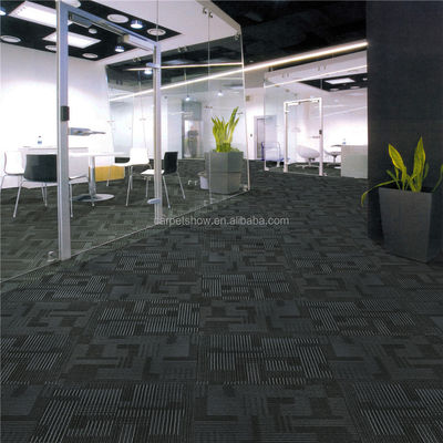 Carreaux de tapis de bureau 50x50 avec motifs imprimés en jacquard faits à la main et conception antidérapante
