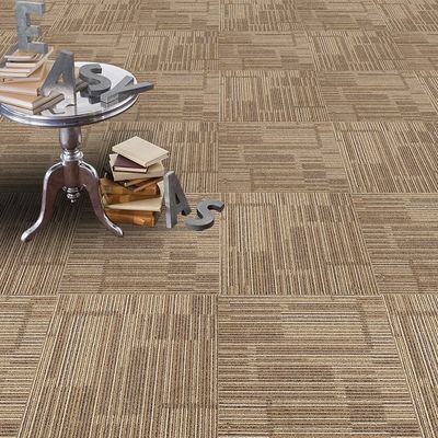 Tapis d'hôtel 500x500 avec support en PVC vert et construction de piles en boucle