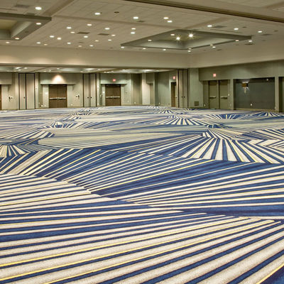 Tapeau en nylon 2m x 4m rayé bleu résistant au feu pour le couloir de l'hôtel