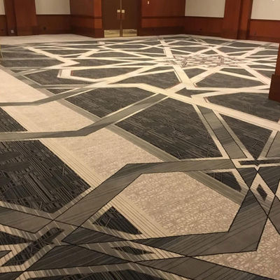 Rectangle Noir et blanc Hôtel Axminster Tapis fabriqués à la machine Moquette de stock d'impression en nylon Tapis muraux