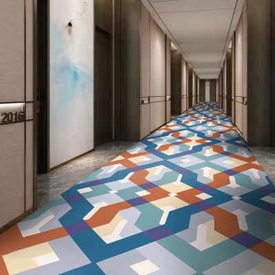 Taille personnalisée 80% laine 20% nylon rembourré tapis de couloir d'hôtel pour la vente de design moderne