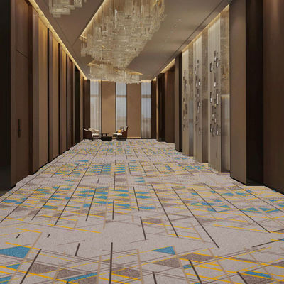 Axminster laine nylon machine-made tapis mural tapis personnalisé pour la chambre d'hôtel dans les hôtels