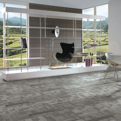 Carreaux de moquette pour bureaux commerciaux 100% nylon avec support en fibre de verre PVC