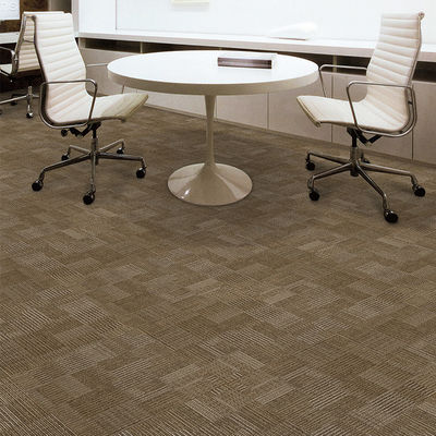Taille de tufting de 1/12&quot; Carreaux de tapis bleus avec support en PVC et épaisseur totale de 6,0 mm