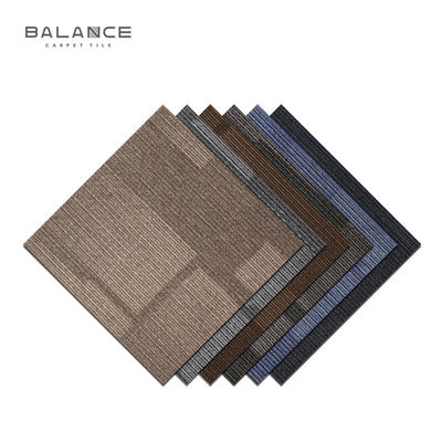 Salles commerciales Carreaux modulaires rembourrés avec support en PVC et matériau étanche