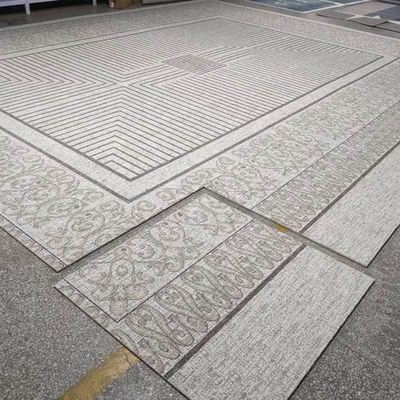 Des carreaux de tapis de luxe imprimés en peluche 50x50 La solution parfaite pour les espaces commerciaux