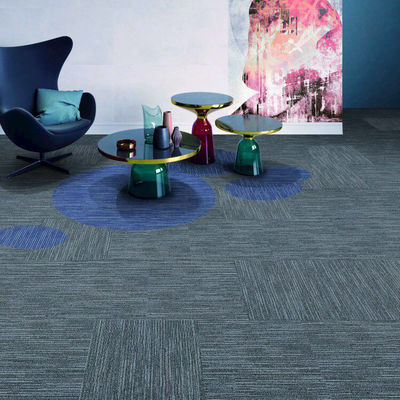 Taille de tapis de bureau en nylon / PP pour la maison à partir de la personnalisation