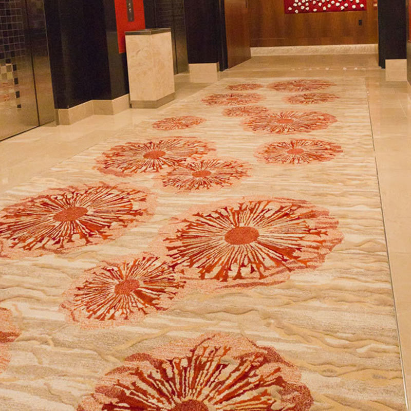 Tapis en laine d'hôtel dans le couloir, artisanal pour les espaces publics et les couloirs de l'hôtel