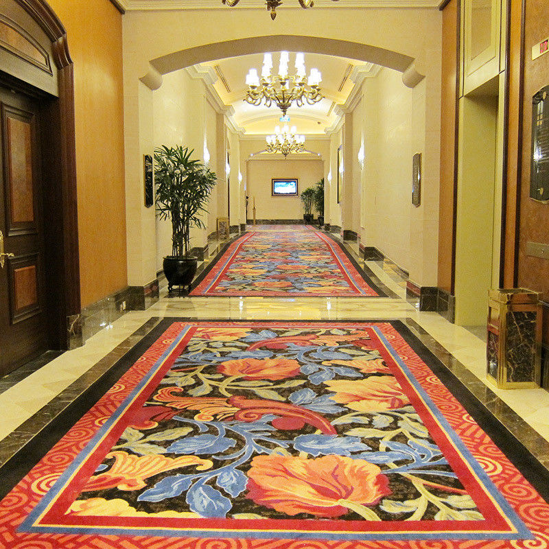 Design Abstract Pattern Ligne à l'épreuve du feu Matériau PP Tapis d'hôtel pour salon moderne