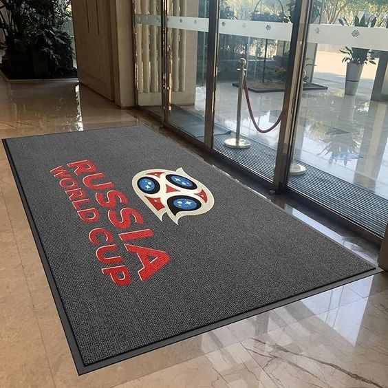 Tapis personnalisés avec logo Tapis de voiture Tapis 3D à la main Tufted Die Cut Anime Tapis de zone acrylique de style rectangle
