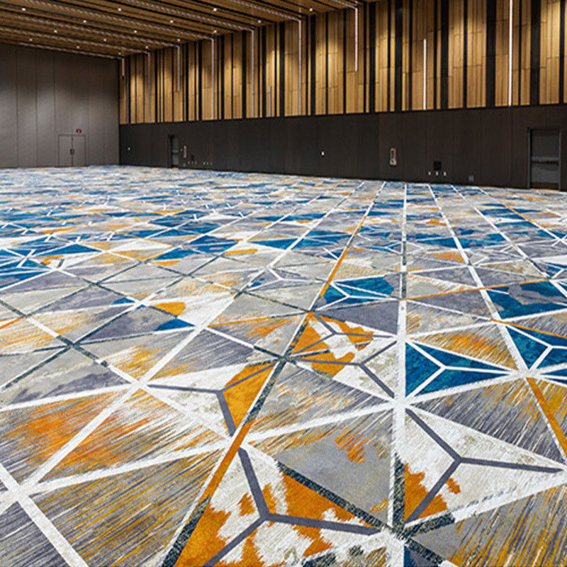 Tapis de sol en laine de luxe à motifs floraux conçus sur mesure pour les hôtels et les cinémas