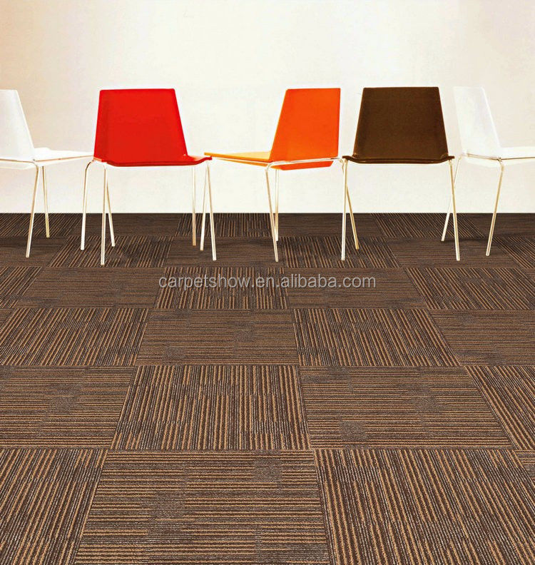 520 g/m2 de carreaux de moquette de style côte Le choix parfait pour les entreprises modernes en Malaisie