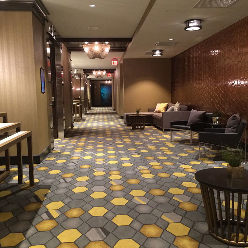 Des tapis de l' hôtel avec 80% de laine et 20% de nylon.
