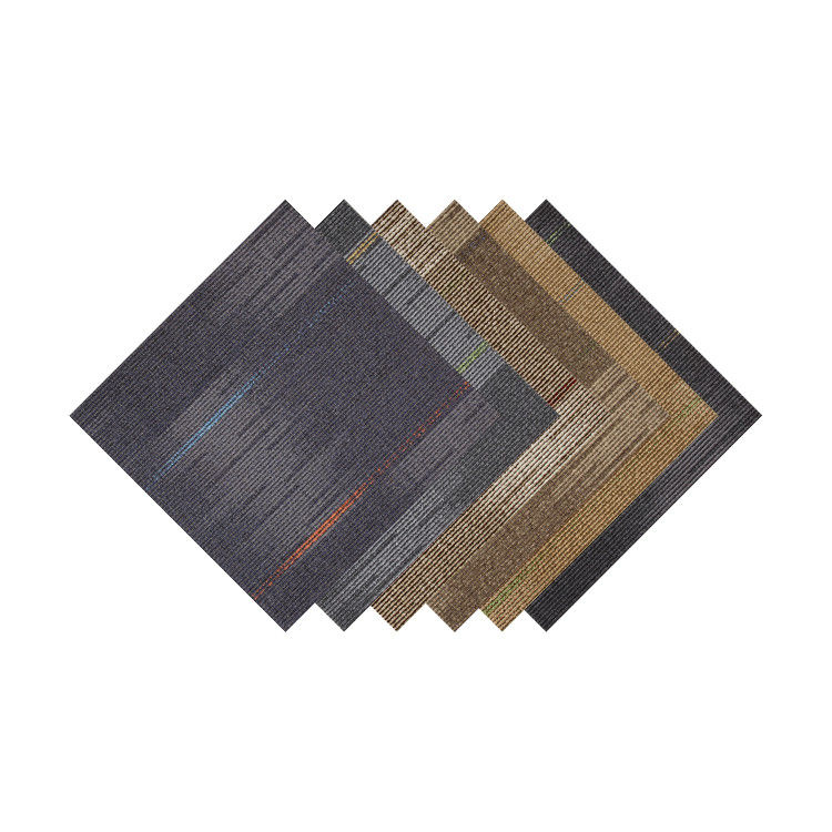 5.0 mm Épaisseur totale Carreaux de sol à motifs en bois en nylon pour les surfaces carrées
