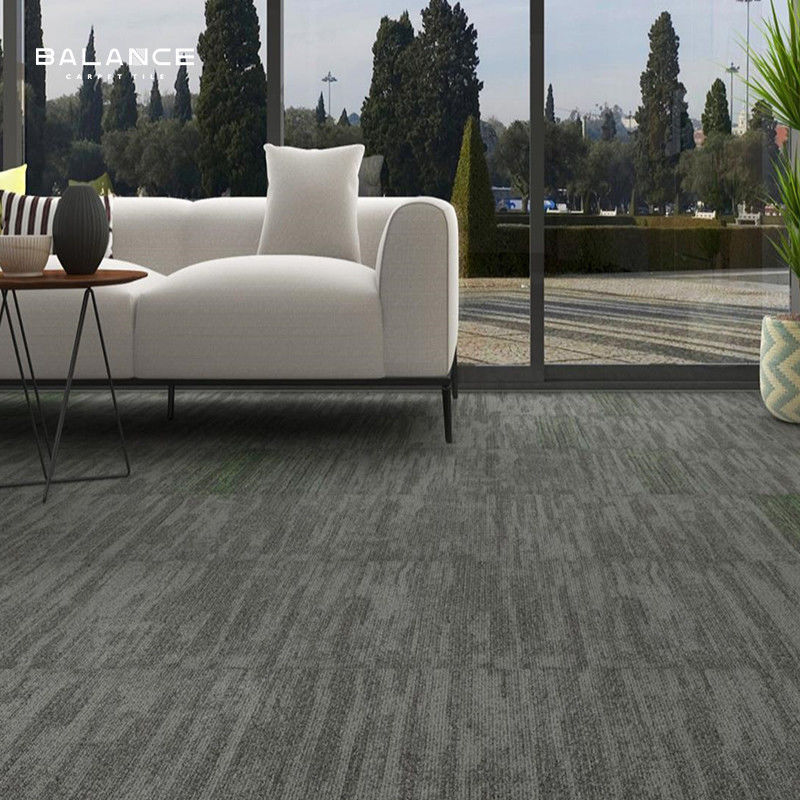 Carreaux modulaires en nylon pour les bureaux commerciaux, épaisseur totale d'environ 6,0 mm